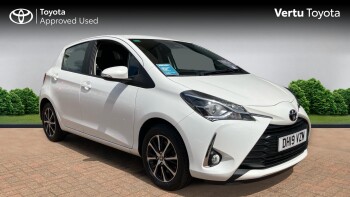 Toyota Yaris 1.5 VVT-i Icon Tech 5dr Petrol Hatchback
